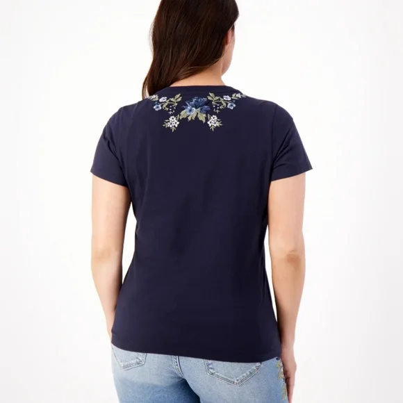 Driftwood Jeans navy blue floral embroidered v-neck tee - Picture 2 of 8